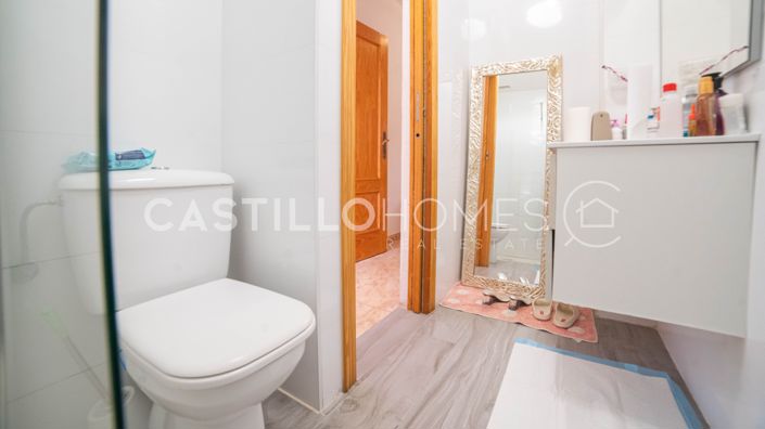 Image No.13-2 Bed Apartment for sale