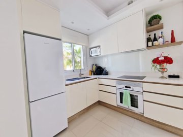 o1jholmeddtu77knjs4sl7un248