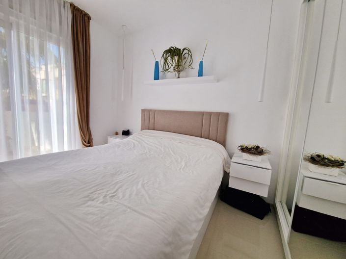 Image No.17-2 Bed Apartment for sale