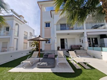 o1jholmedc1d5mr47q8u17vp293s