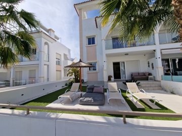 o1jholmedc1fi4167l1u1j1ho6a333r