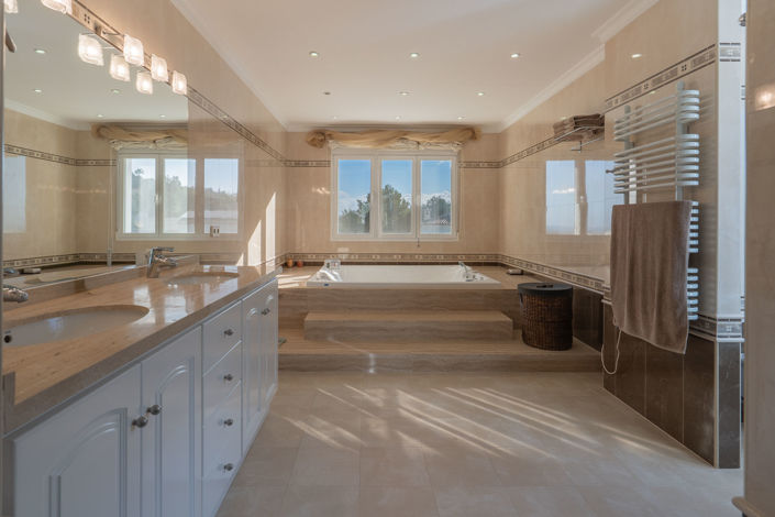 Image No.39-4 Bed Villa for sale