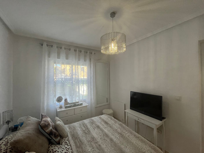 Image No.23-2 Bed Bungalow for sale