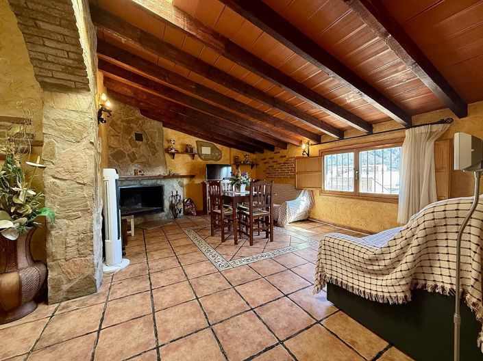 Image No.23-5 Bed Apartment for sale