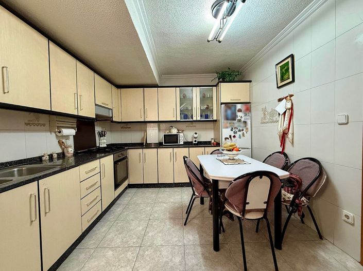 Image No.3-5 Bed Apartment for sale