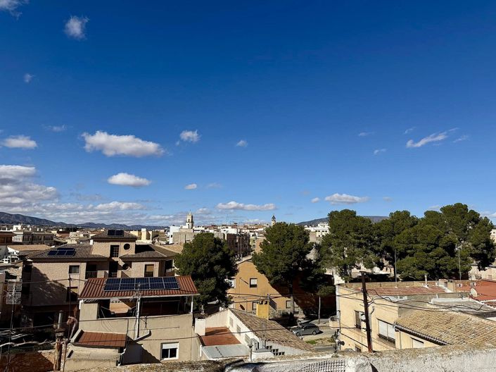 Image No.31-5 Bed Apartment for sale