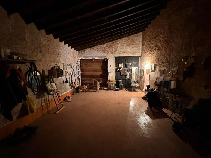 Image No.24-4 Bed Country House for sale