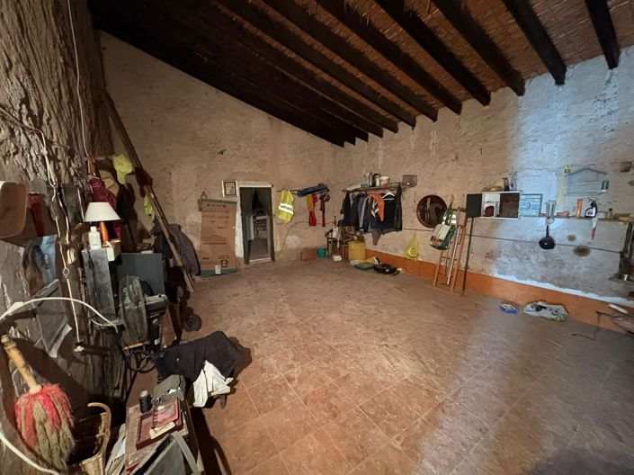 Image No.27-4 Bed Country House for sale