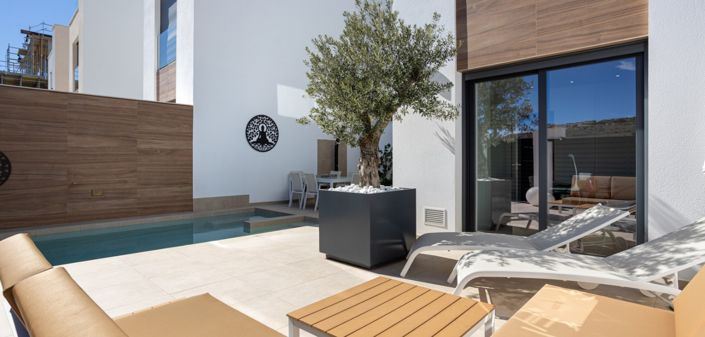 Image No.2-3 Bed Townhouse for sale