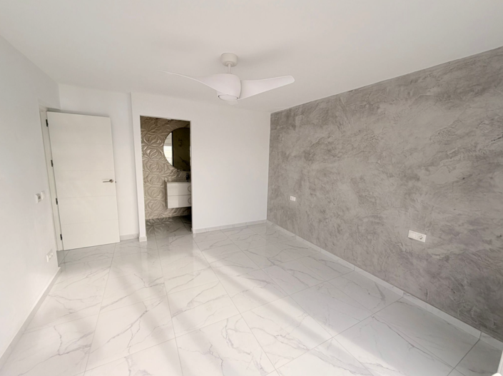 Image No.6-Villa de 3 chambres à vendre à Torrevieja