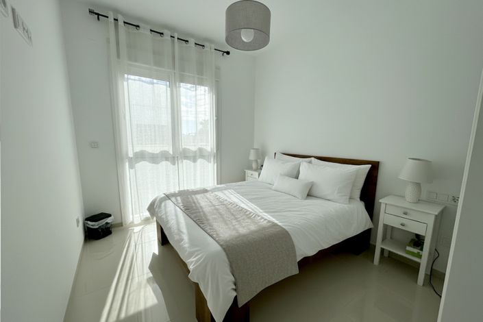 Image No.11-2 Bed Apartment for sale