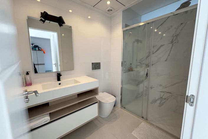 Image No.13-2 Bed Apartment for sale