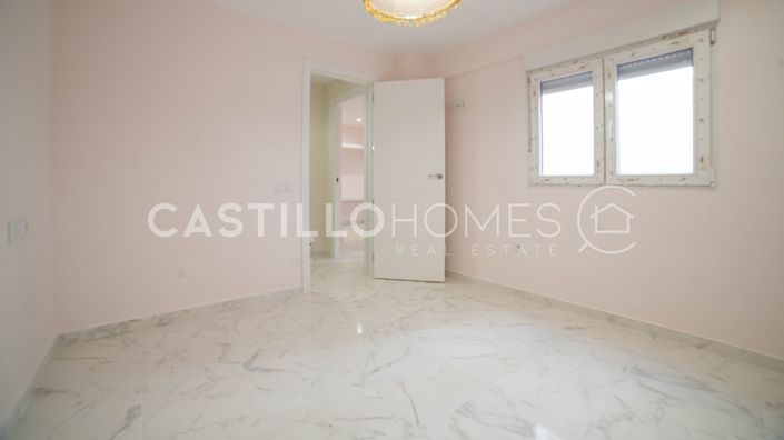 Image No.22-3 Bed Apartment for sale