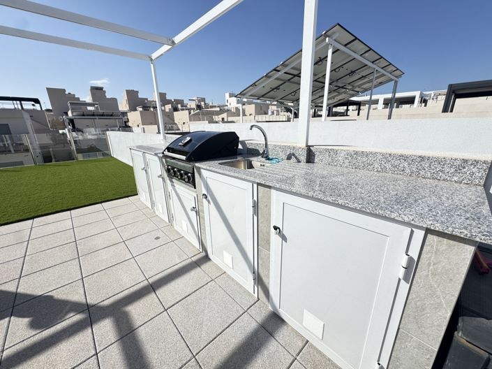 Image No.28-5 Bed Villa for sale