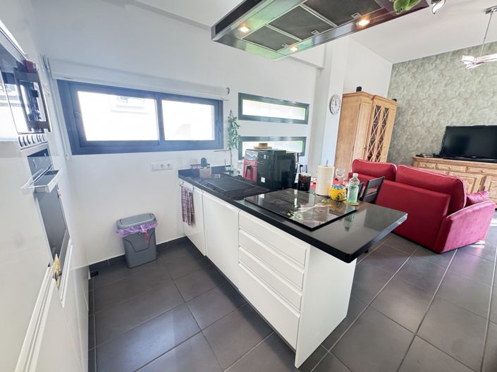 Image No.8-2 Bed Villa for sale