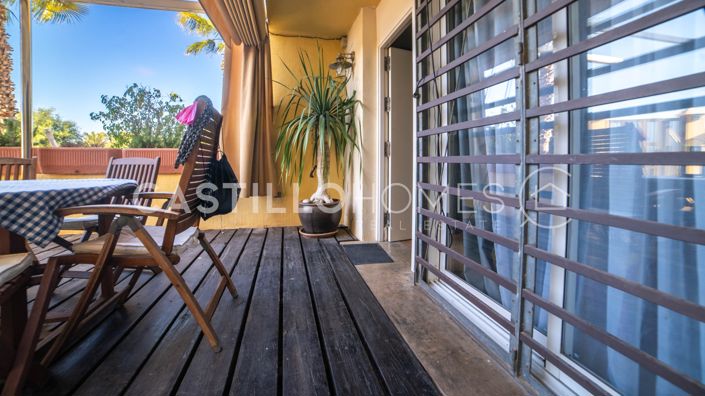 Image No.11-4 Bed Townhouse for sale