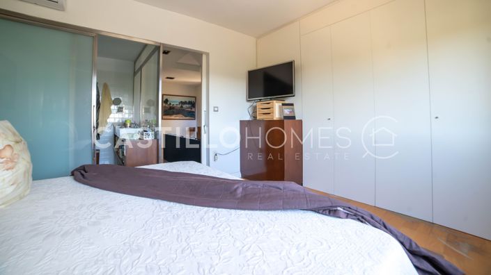 Image No.31-4 Bed Townhouse for sale