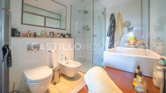 Image No.33-4 Bed Townhouse for sale