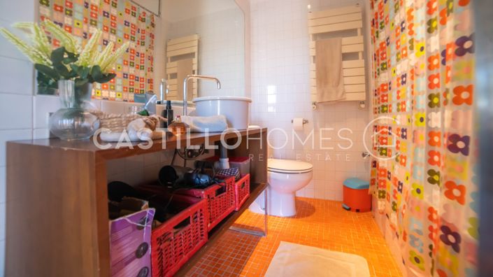 Image No.40-4 Bed Townhouse for sale