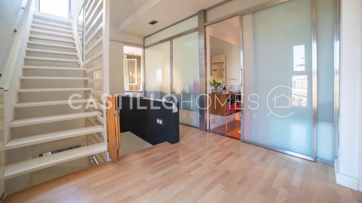 Image No.45-4 Bed Townhouse for sale