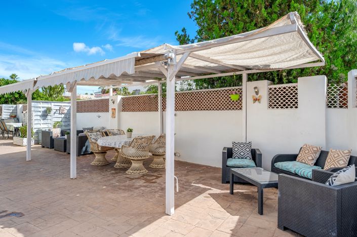 Image No.17-7 Bed Villa for sale