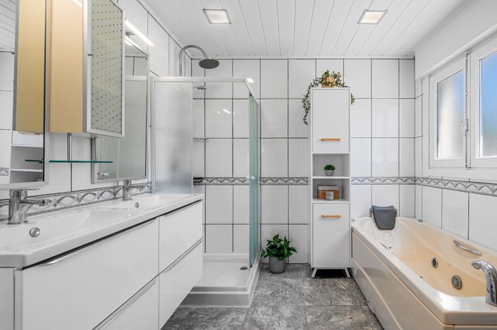 Image No.39-7 Bed Villa for sale