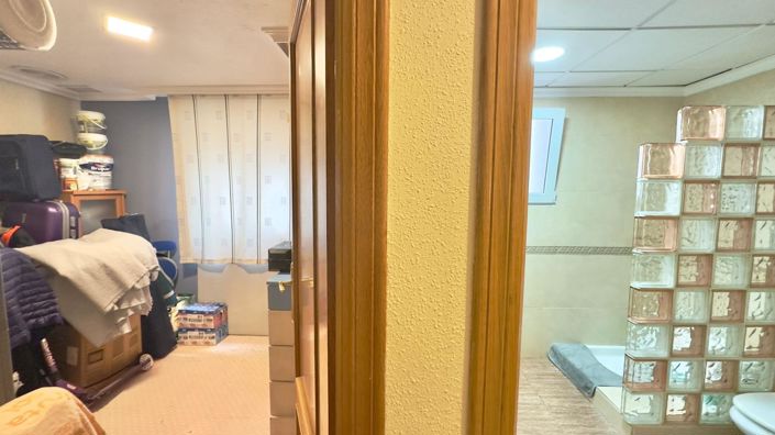 Image No.32-4 Bed Apartment for sale