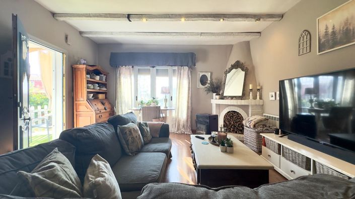 Image No.2-3 Bed Villa for sale