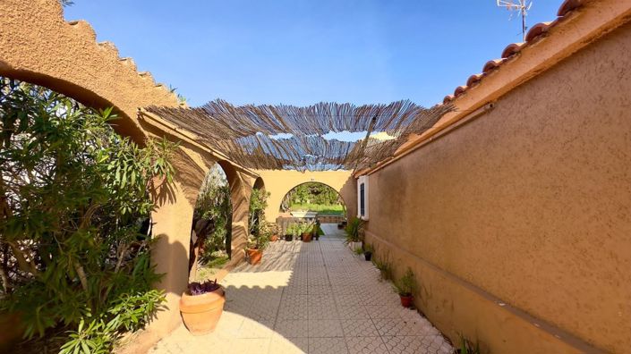 Image No.41-3 Bed Villa for sale