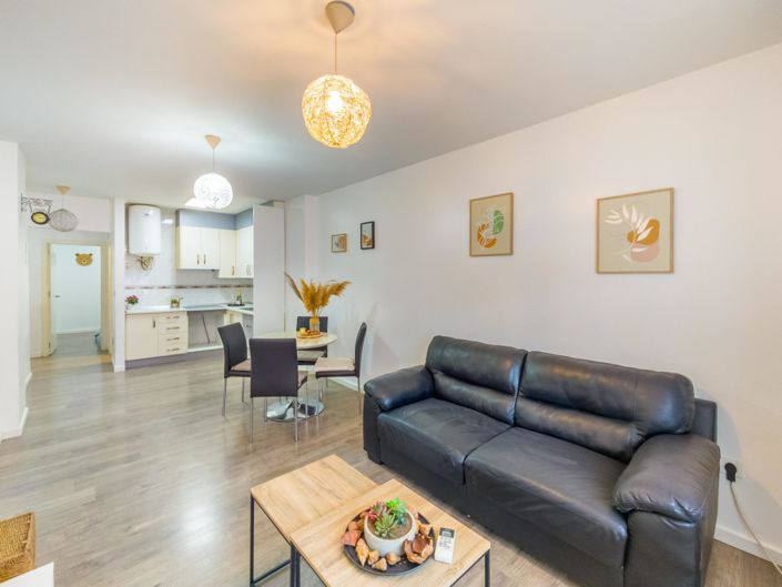 Image No.2-3 Bed Apartment for sale