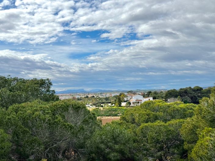 Image No.19-2 Bed Apartment for sale