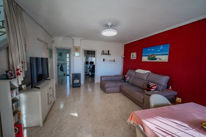 Image No.13-3 Bed Townhouse for sale