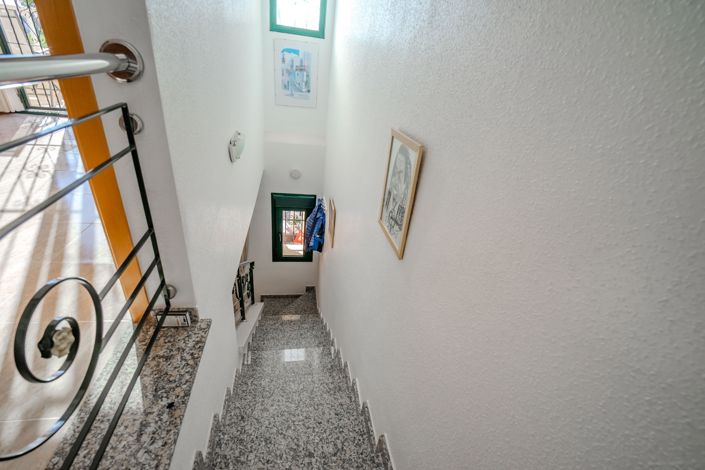 Image No.40-3 Bed Townhouse for sale