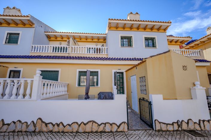 Image No.44-3 Bed Townhouse for sale