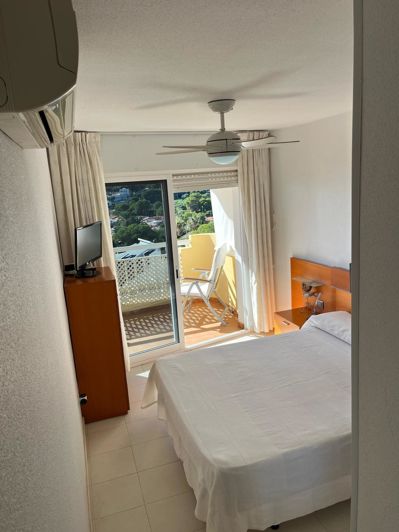 Image No.28-3 Bed Apartment for sale