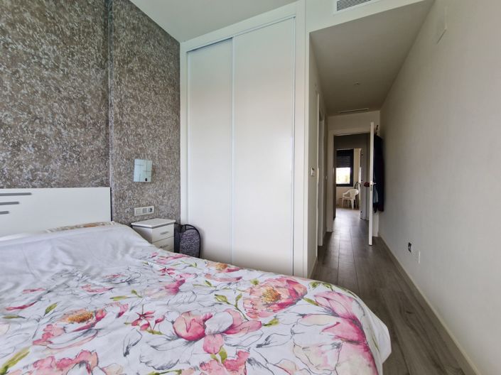 Image No.15-2 Bed Apartment for sale