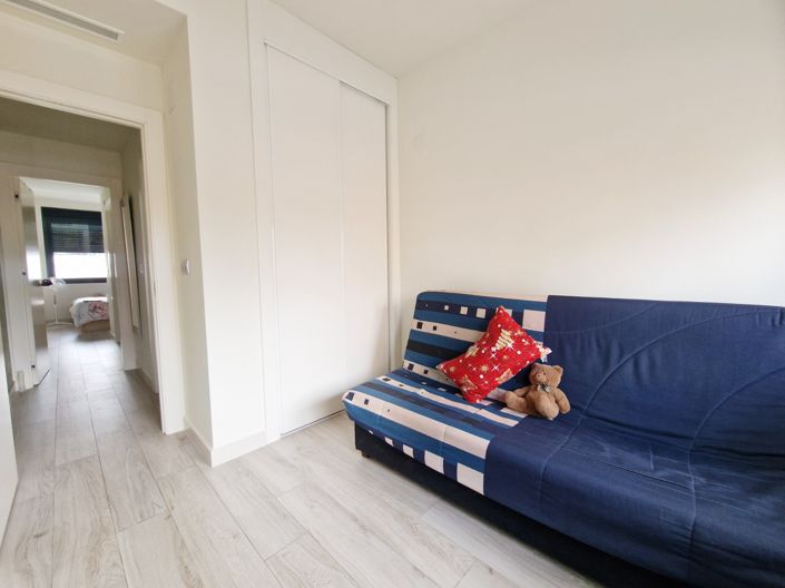 Image No.18-2 Bed Apartment for sale