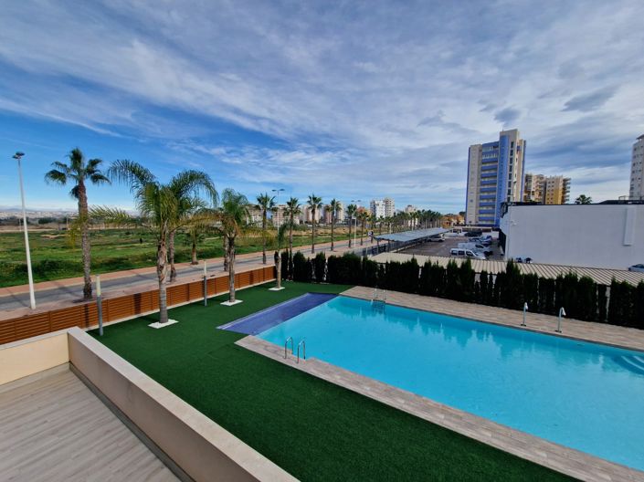 Image No.21-2 Bed Apartment for sale