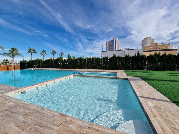 Image No.22-2 Bed Apartment for sale