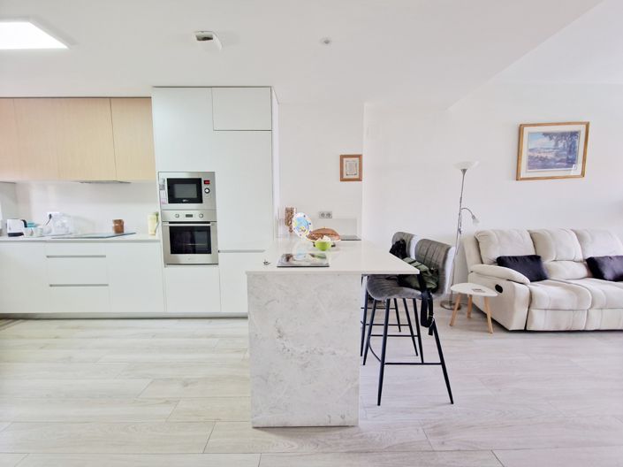 Image No.5-2 Bed Apartment for sale