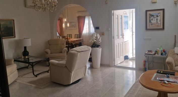 Image No.2-3 Bed Villa for sale