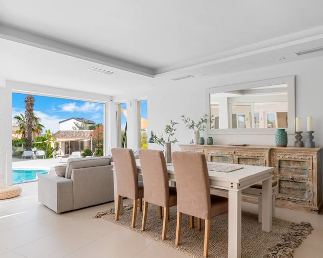 Image No.3-5 Bed Villa for sale