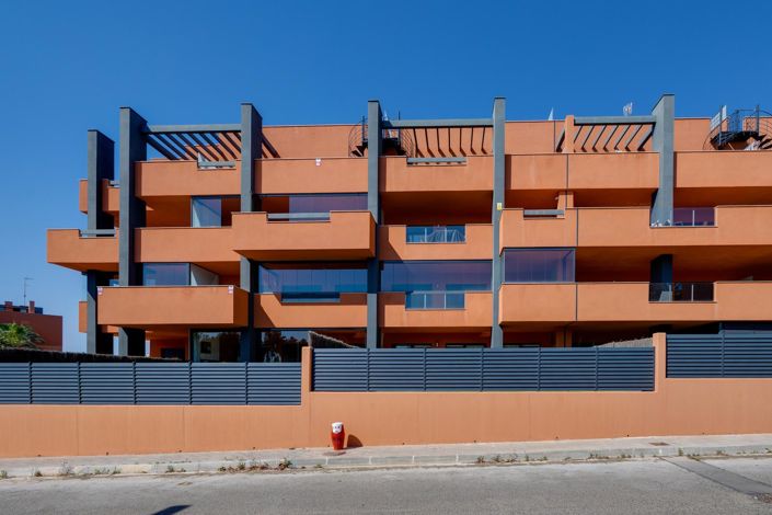 Image No.45-2 Bed Apartment for sale