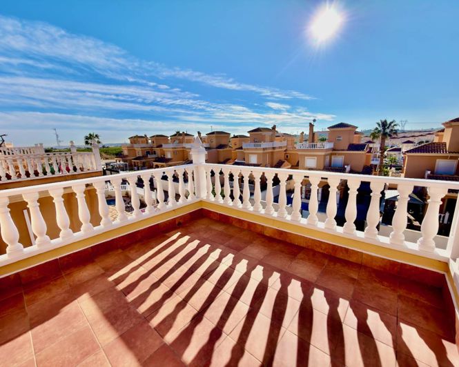 Image No.21-3 Bed Villa for sale