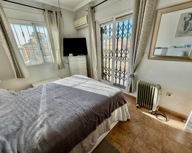 Image No.7-3 Bed Villa for sale