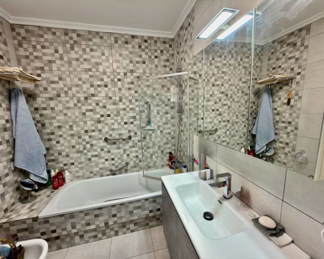 Image No.9-3 Bed Villa for sale