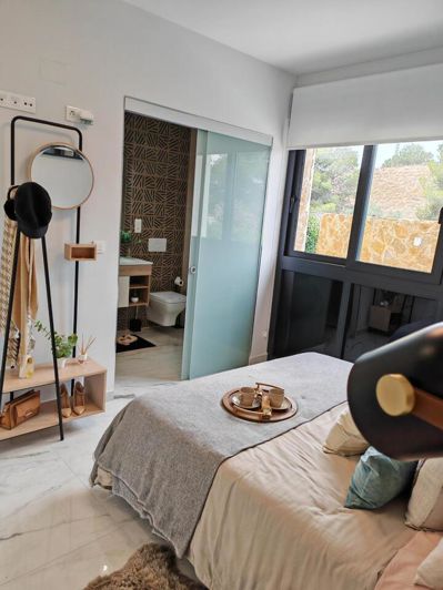 Image No.3-2 Bed Apartment for sale