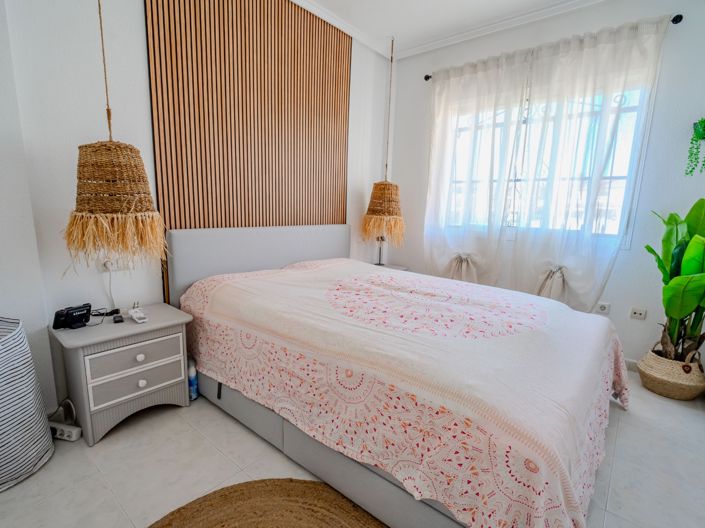 Image No.13-2 Bed Apartment for sale