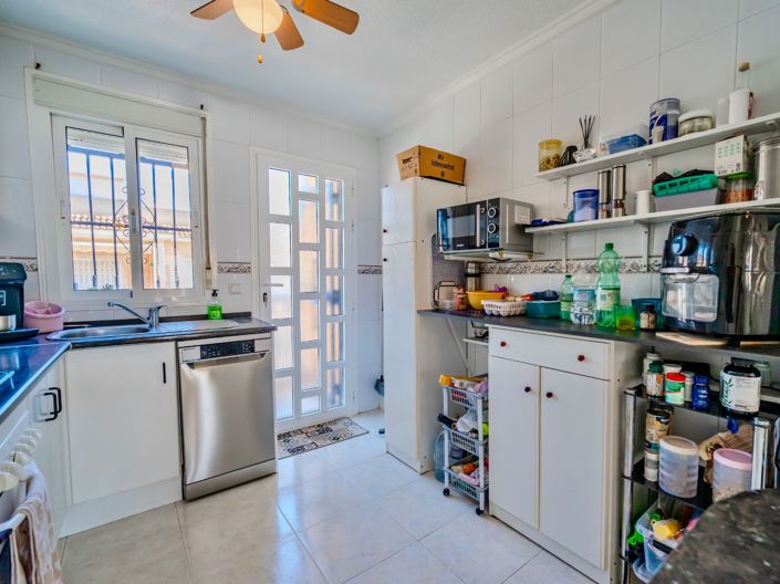 Image No.21-2 Bed Apartment for sale