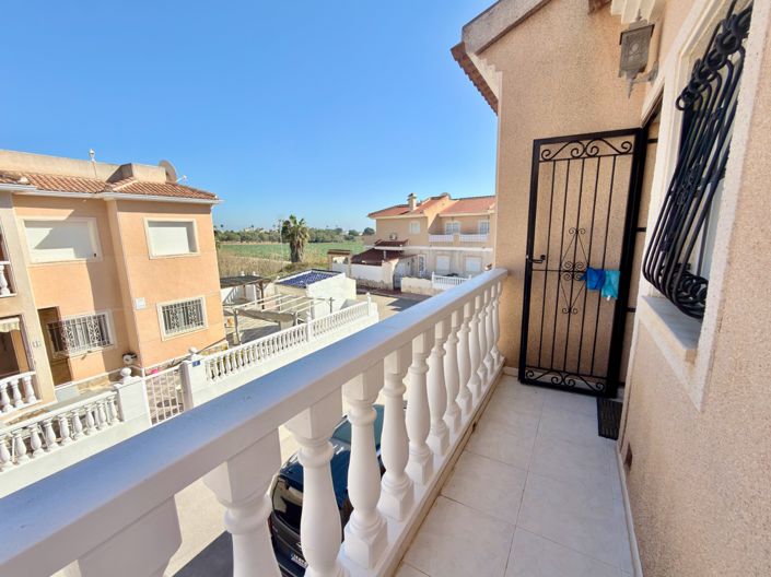 Image No.22-2 Bed Apartment for sale